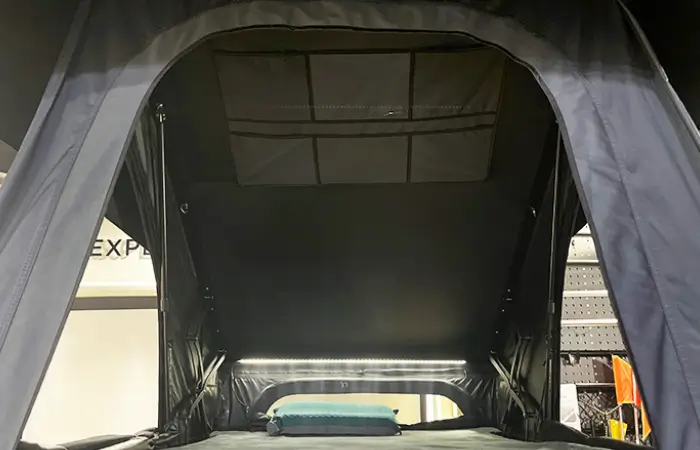Spacious Family-Sized Interior hard shell roof top tent